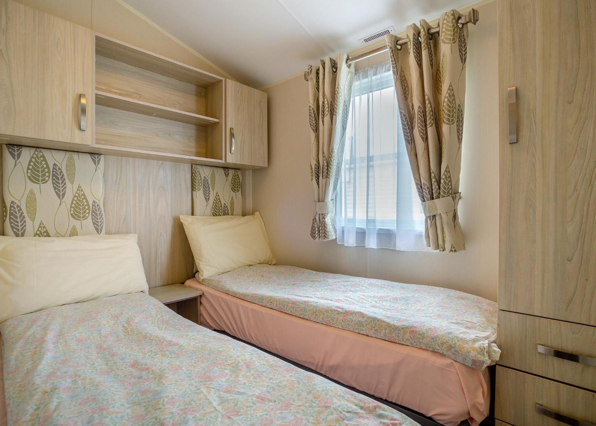 Seadown Park Hotell Charmouth Rom bilde
